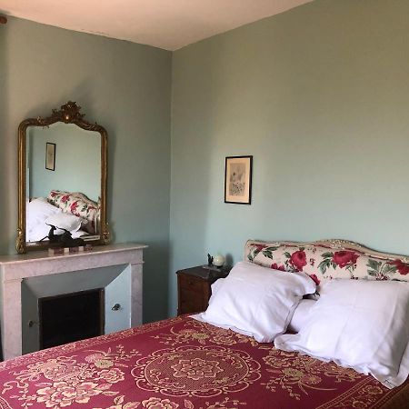 La Maison Ruth Montbray Bagian luar foto