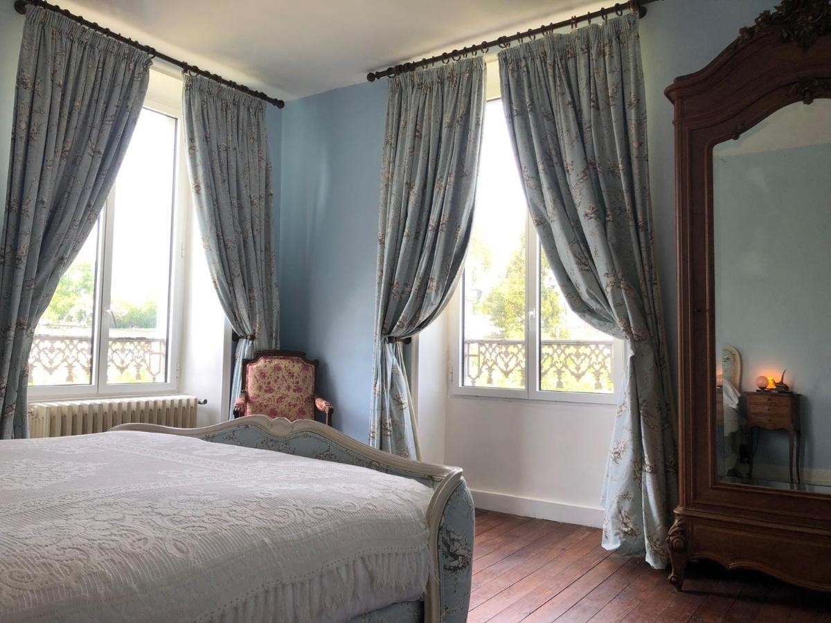 La Maison Ruth Montbray Bagian luar foto