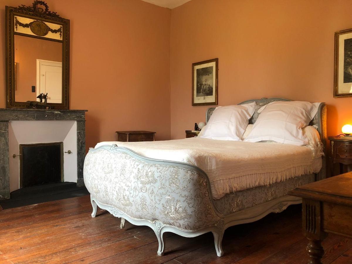 La Maison Ruth Montbray Bagian luar foto