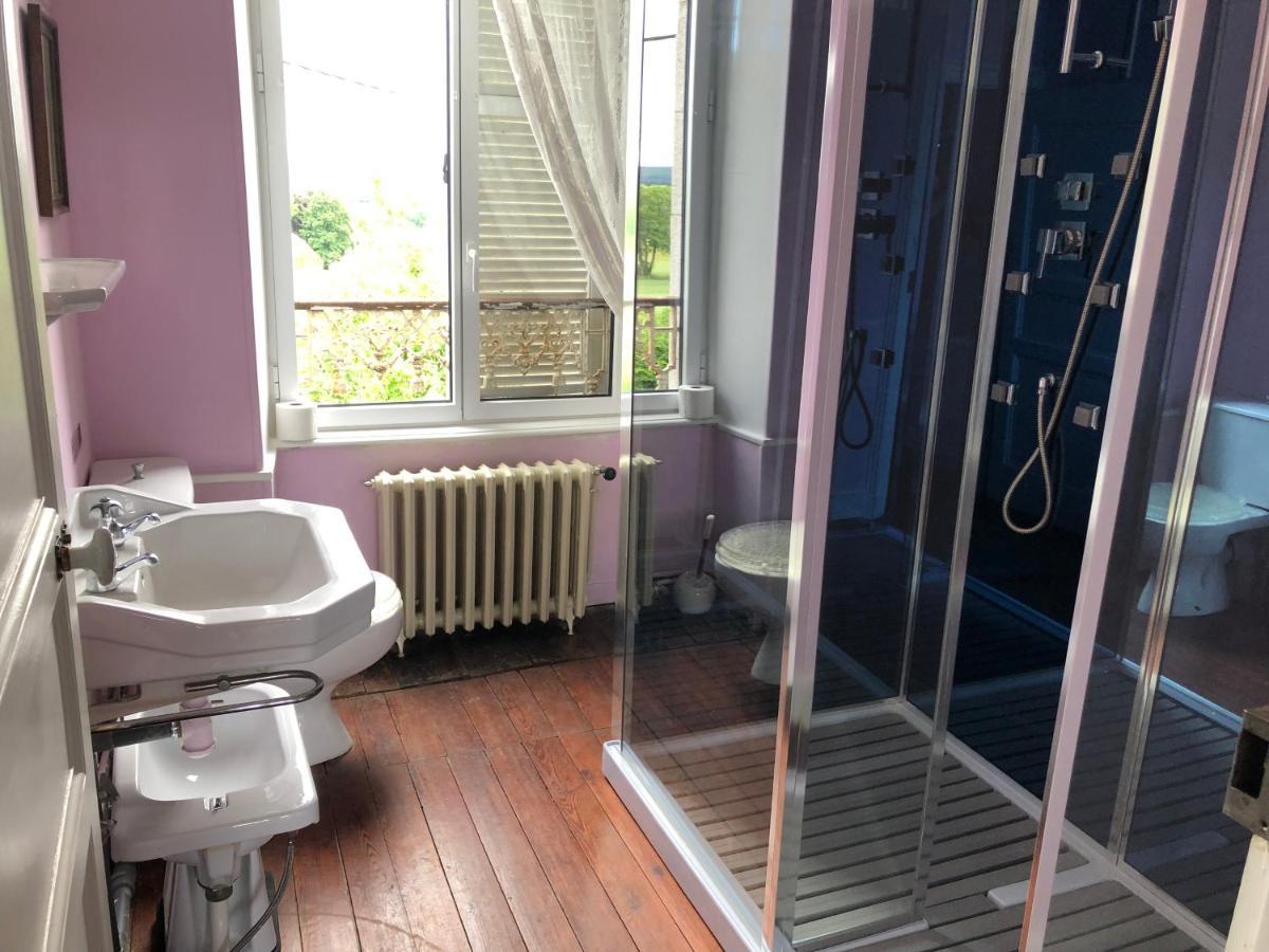 La Maison Ruth Montbray Bagian luar foto