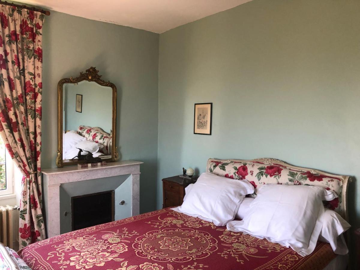 La Maison Ruth Montbray Bagian luar foto
